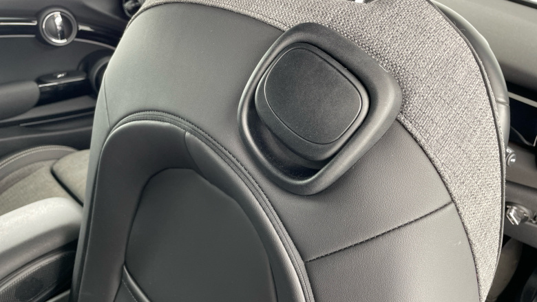 MINI Hatchback 135kW Cooper S Level 2 33kWh 3dr Auto Electric Hatchback